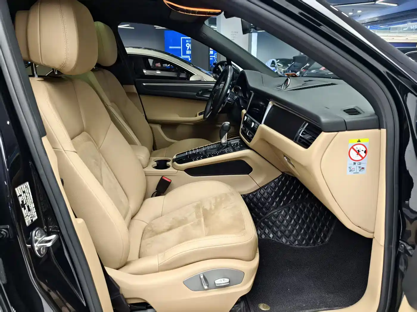 Porsche Macan 2018 Macan 2.0T фото 11