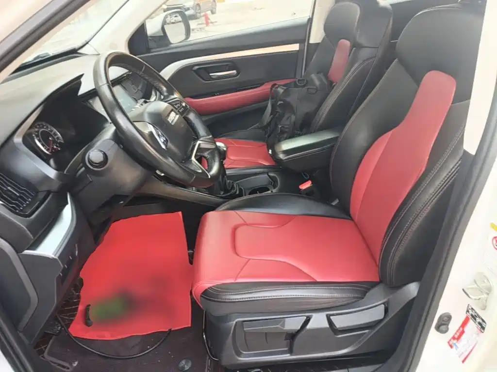 Photo 15 - Haval H2s