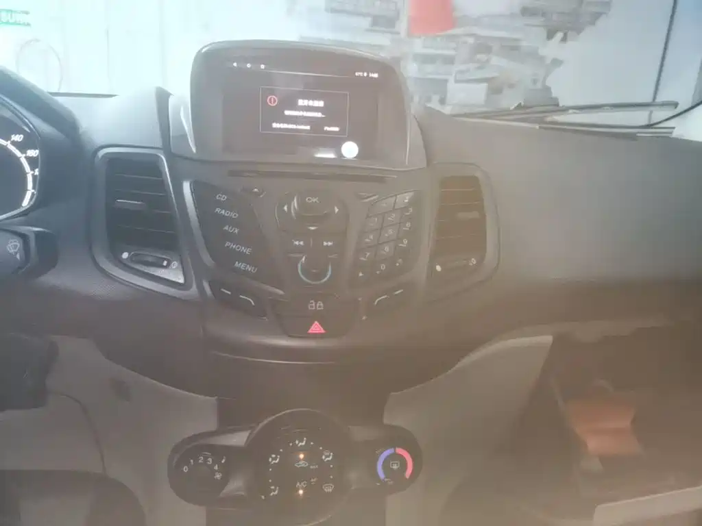 Ford Fiesta 2015 2013 Sedan 1.5L Automatic Fashion