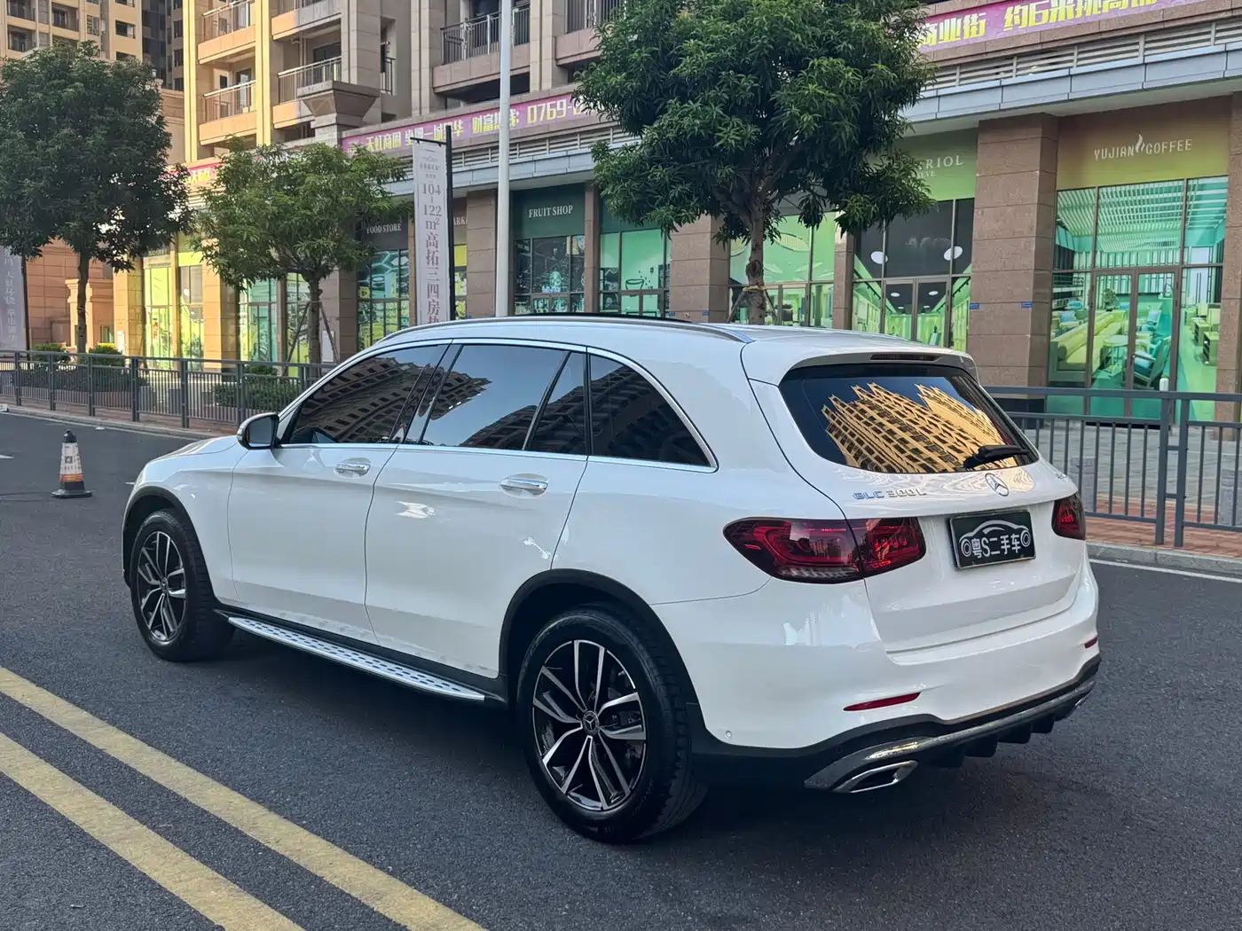 Mercedes-Benz GLC 2021 GLC 300 L 4MATIC Sporty фото 4