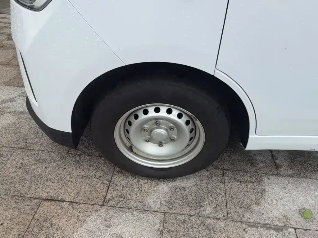 Wuling Motors Wuling Yangguang 2025 2025 400km Bus Comfort Edition