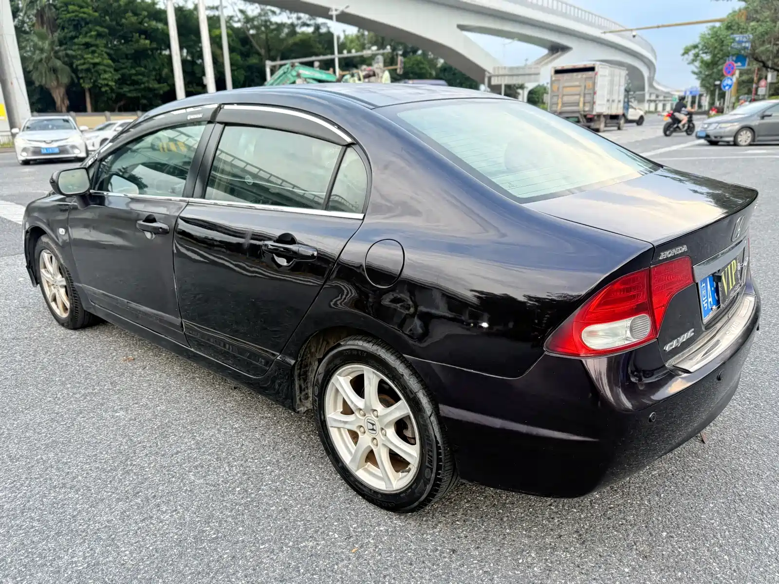 Фото 7 - Honda Civic
