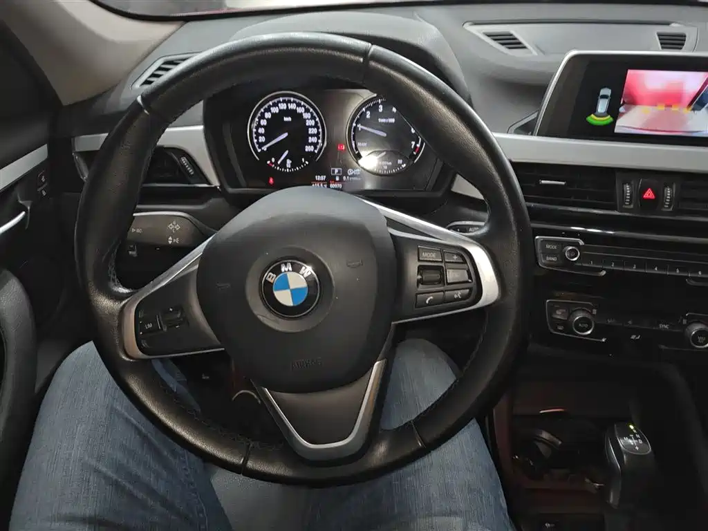 BMW X1 2019 sDrive18Li Fashion Model фото 11