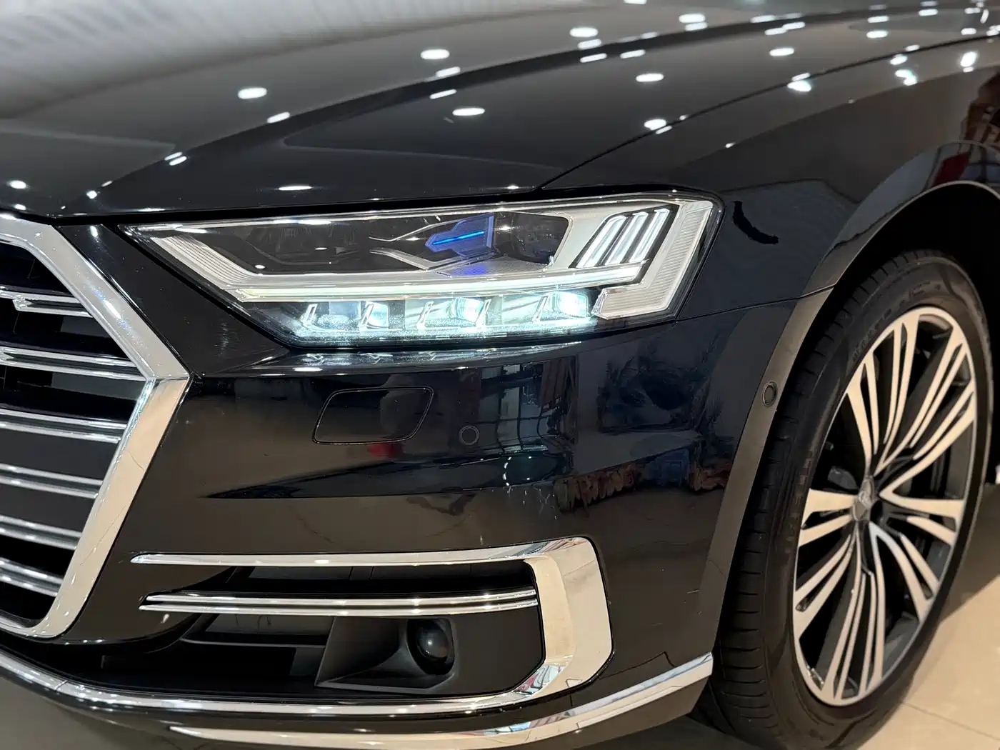 Audi A8 2021 A8L 55 TFSI quattro Premium фото 7