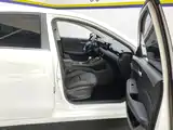 Фото 8 - Roewe i5