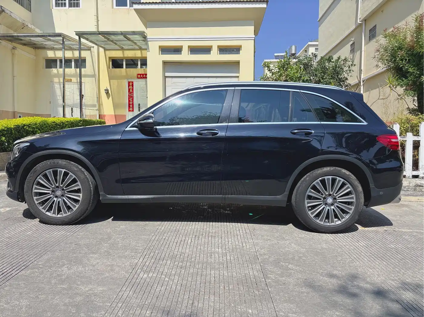 Mercedes-Benz GLC 2016 GLC 260 4MATIC Luxury фото 5