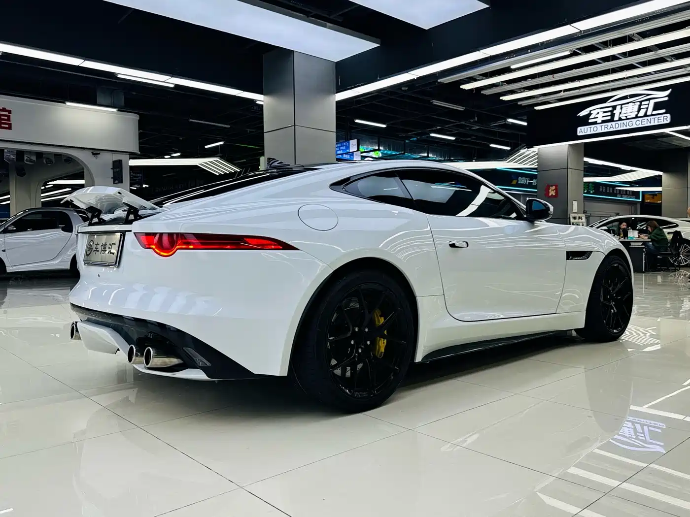 Jaguar F-TYPE 2017 2016 3.0 SC Hardtop
