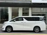 Фото 3 - Toyota Vellfire