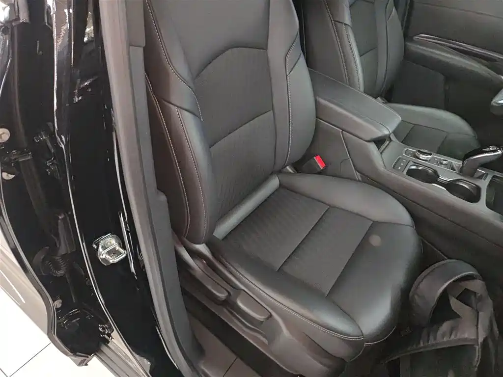 Cadillac XT4 2022 28T FWD Style фото 25