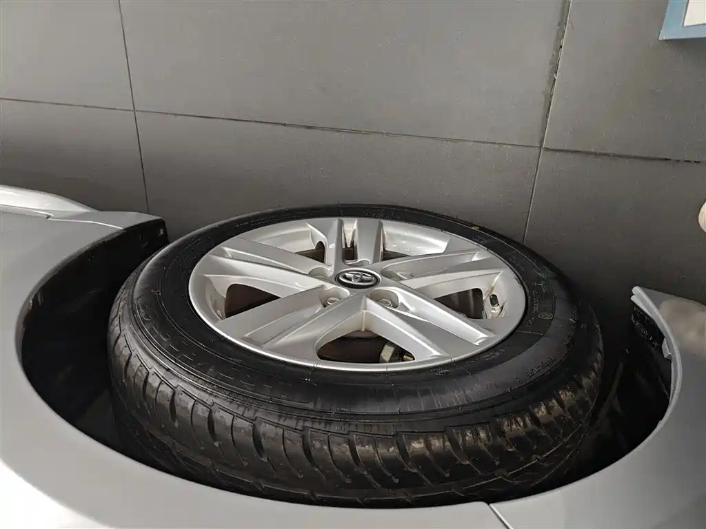 Toyota Levin 2021 185T CVT Luxury Edition фото 25