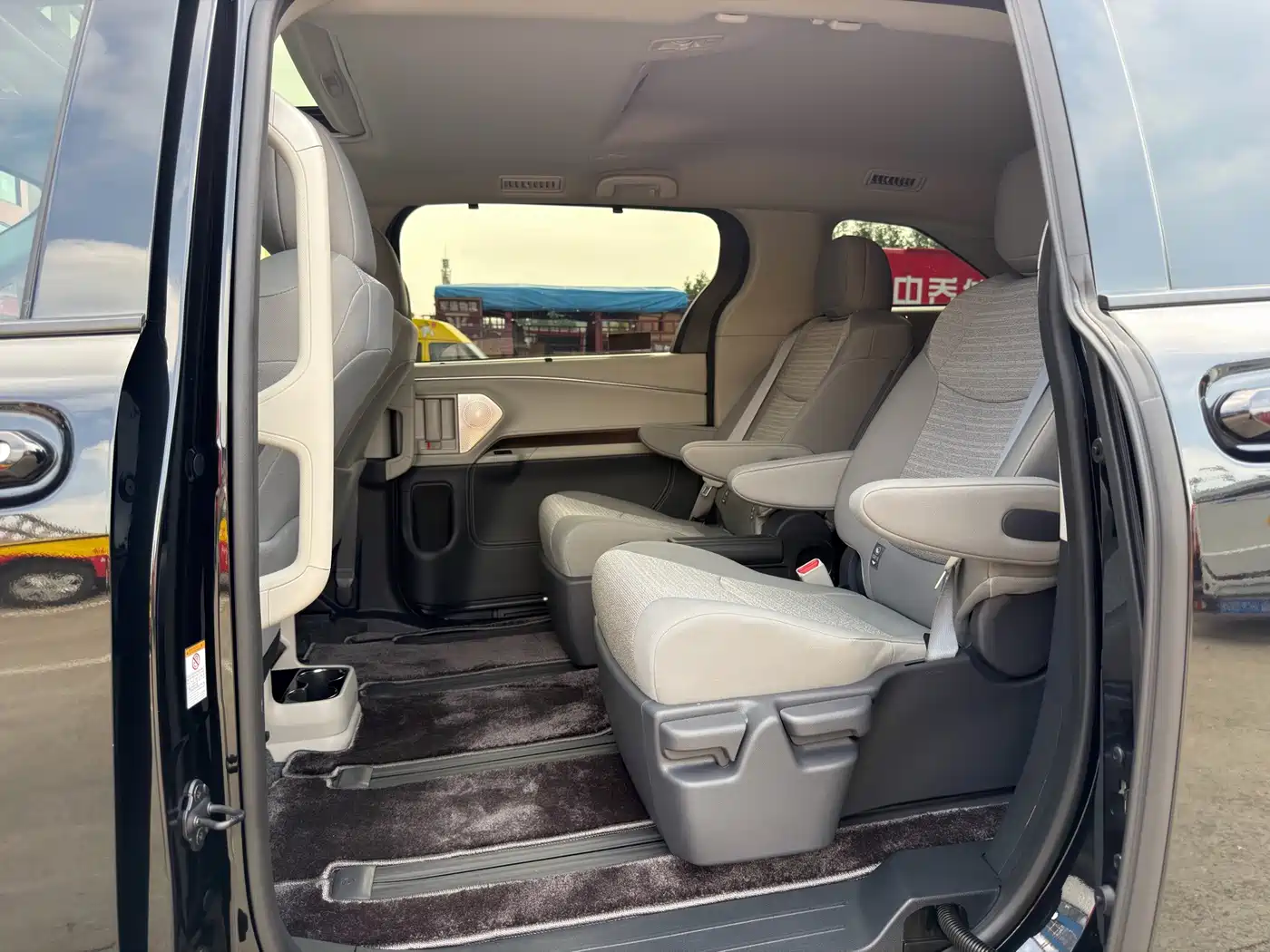Toyota Sienna 2026