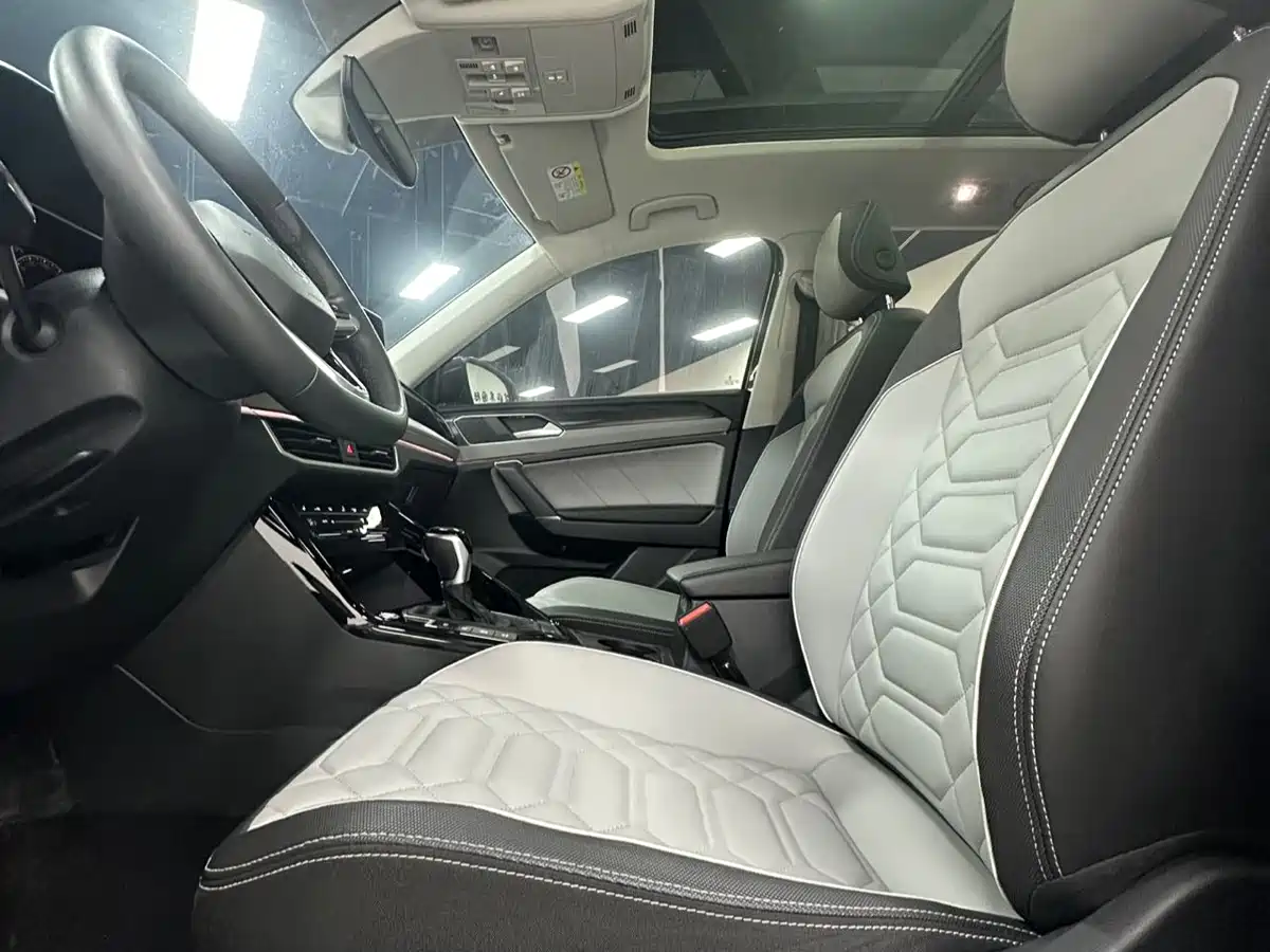 Volkswagen Tayron 2023 280TSI 2WD Luxury Plus Advanced Edition фото 11