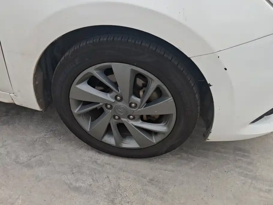 Photo 6 - Changan Eado DT