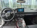 Фото 13 - Honda Civic