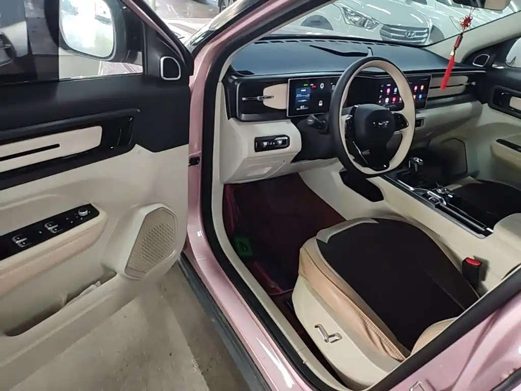 Geely ICON 2024 2023 Model 1.5TD Chocolate Deluxe Edition