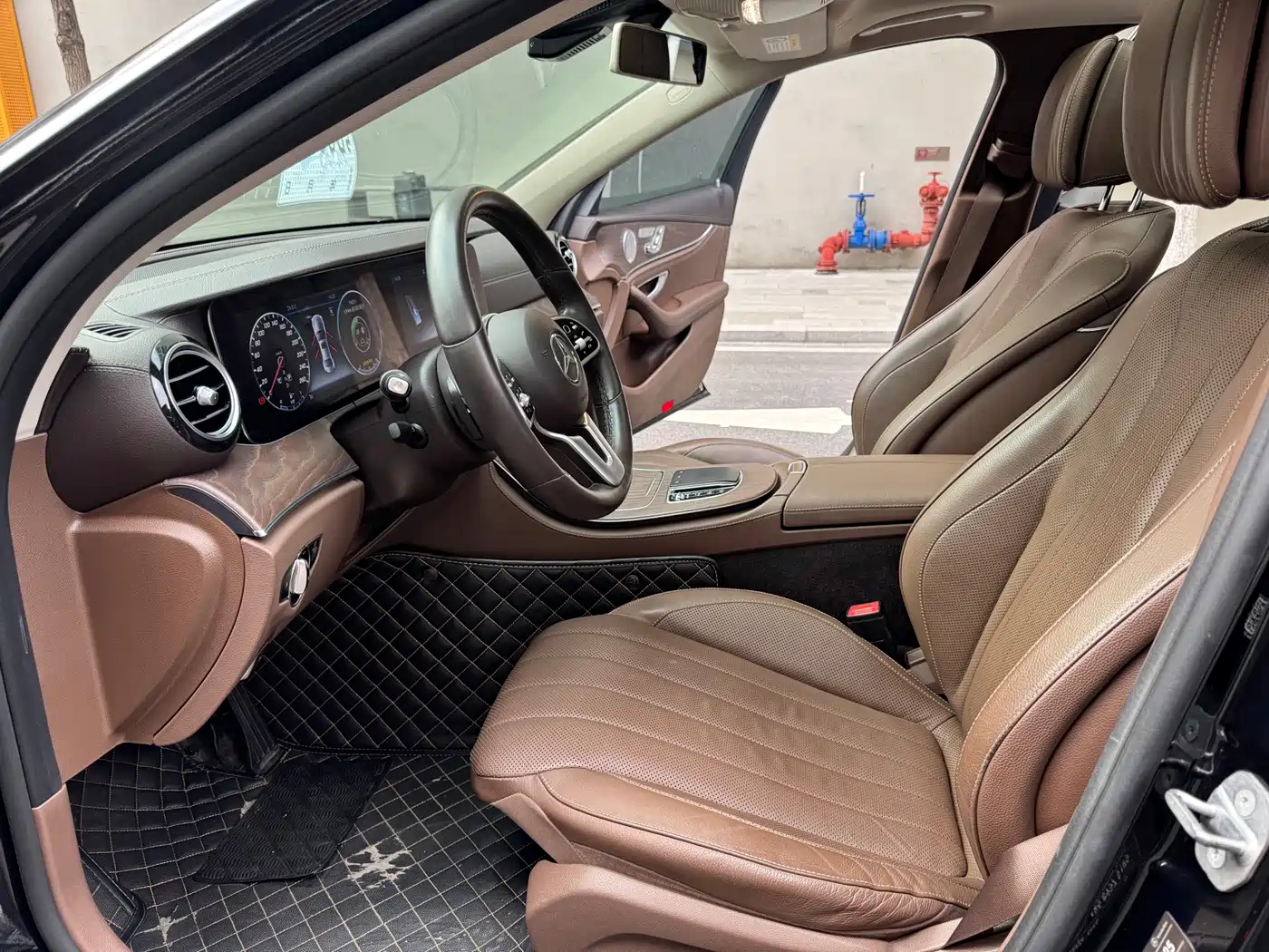 Mercedes-Benz E-Class 2020 Facelift E 300 L Exclusive фото 7