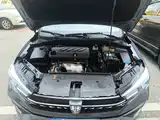 Фото 20 - Roewe i5