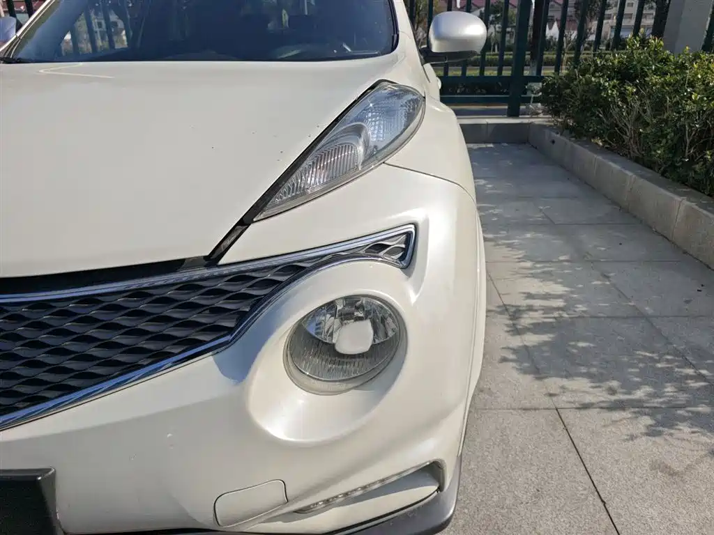 INFINITI ESQ