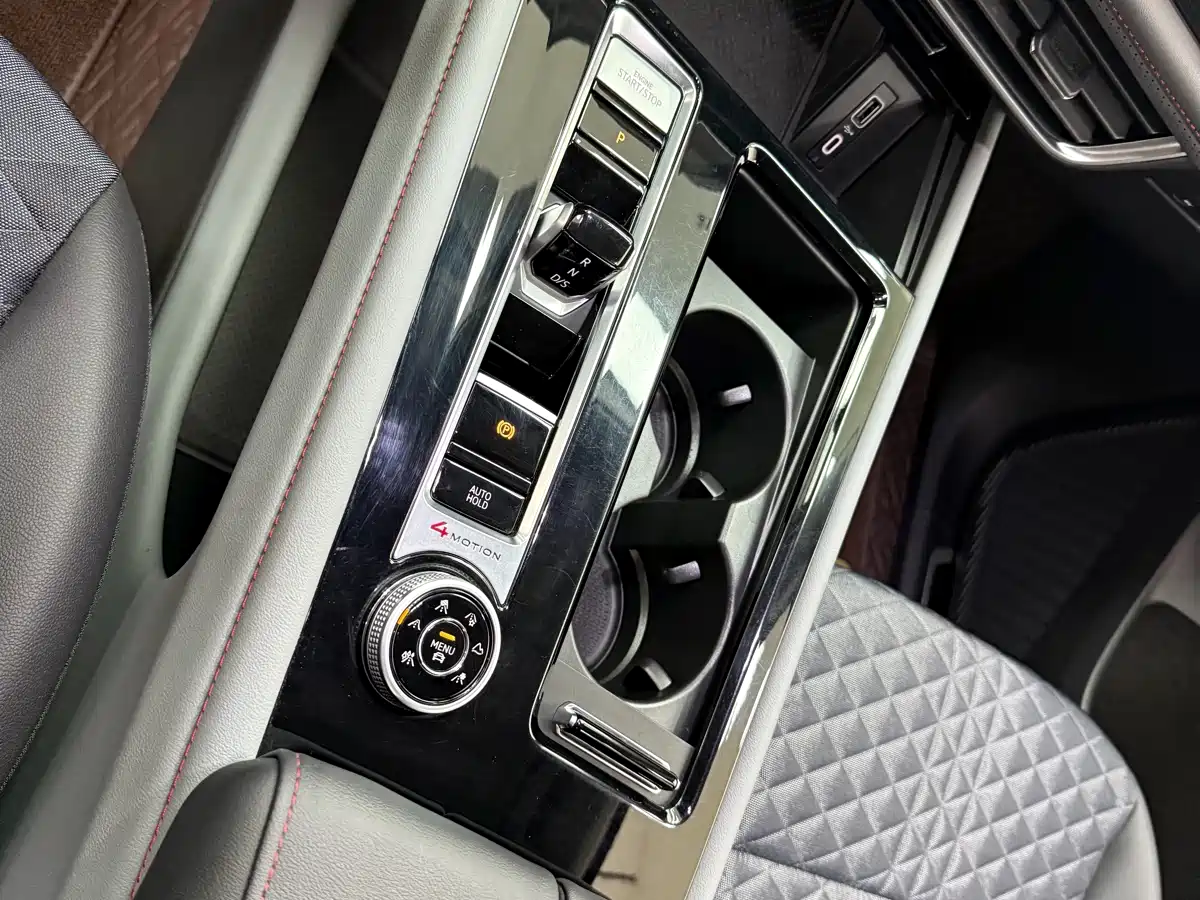 Volkswagen Teramont 2023 Teramont X 380TSI 4WD Luxury Edition фото 31