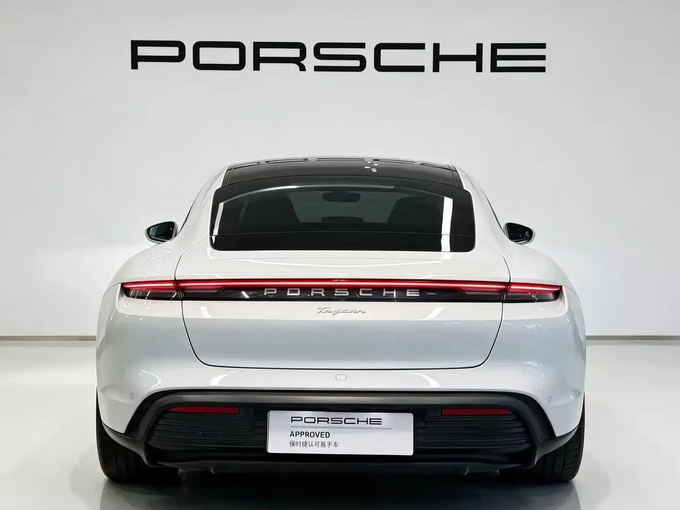 Porsche Taycan 2021 2020 Taycan