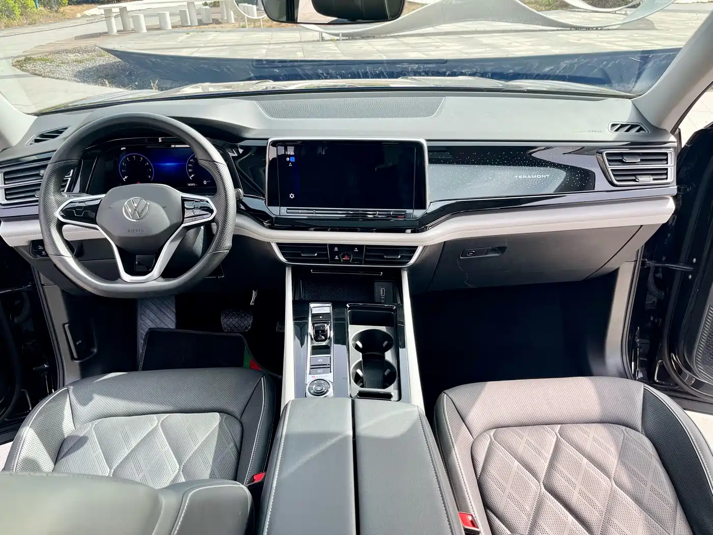 Volkswagen Teramont 2024 380TSI 4WD Prestige Luxury Edition фото 11