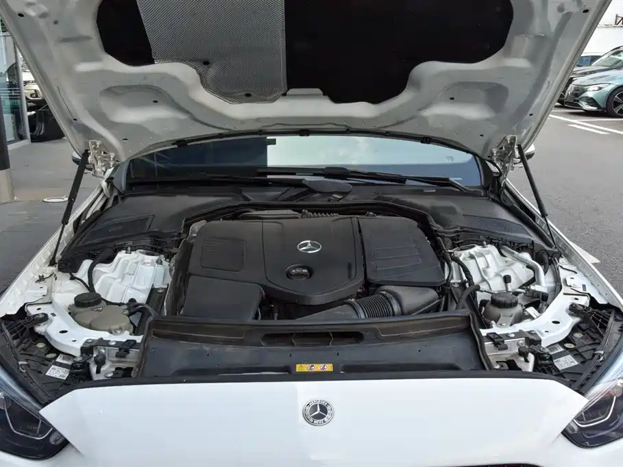 Фото 9 - Mercedes-Benz C-Class