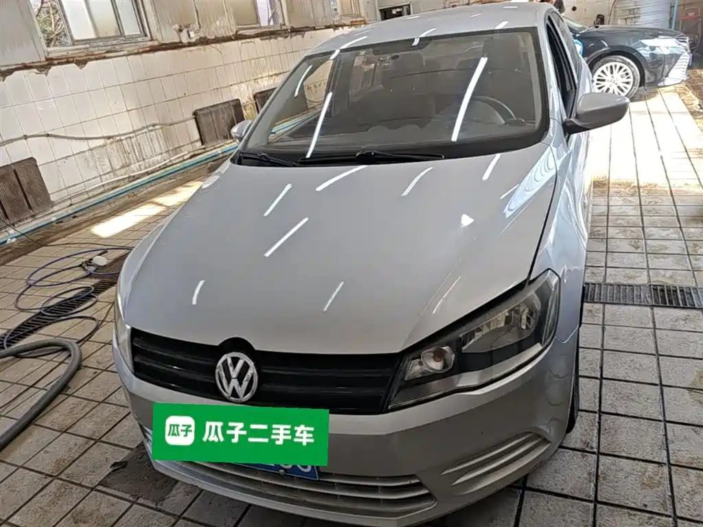 Volkswagen Jetta 2013 1.4L Manual Fashion фото 5