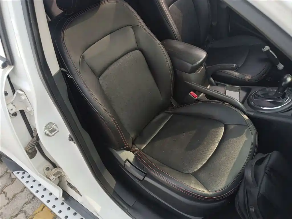 Kia Sportage 2016 2.0L Automatic 2WD GL фото 4