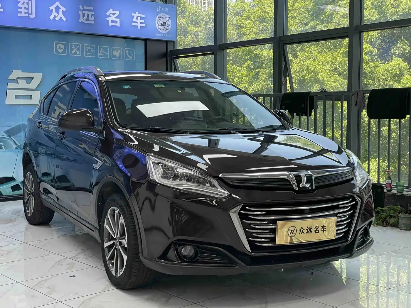 Luxgen U6 SUV 2017 2017 Facelift 1.6T Trend