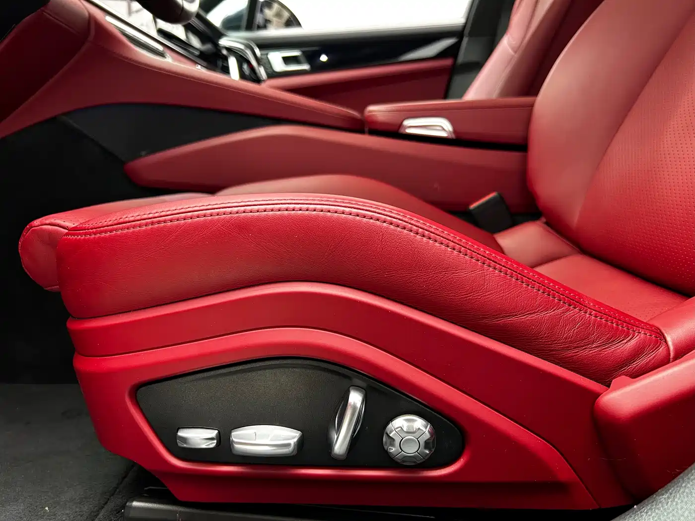 Porsche Panamera 2021 Panamera 4 Executive Long Wheelbase 2.9T фото 7