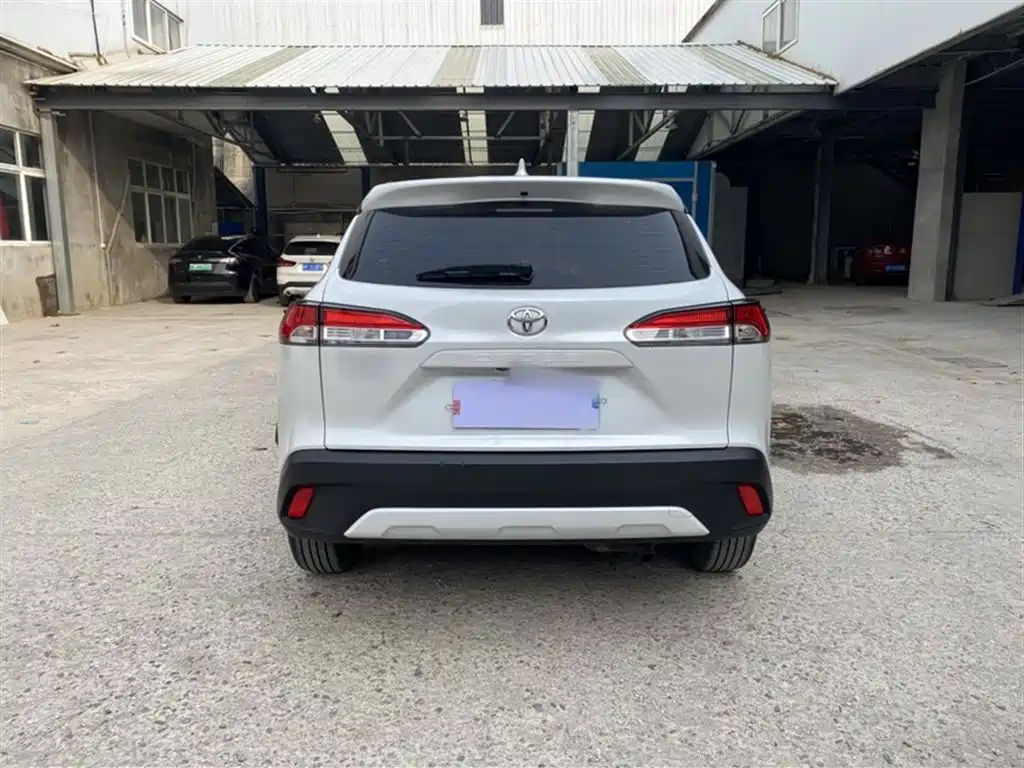Toyota Corolla Cross 2024 Model 2.0L Pioneer Edition фото 25