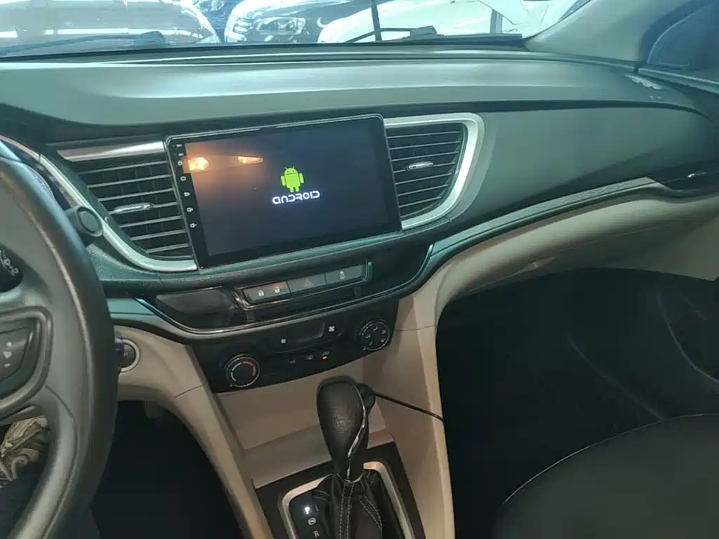 Фото 13 - Buick Excelle