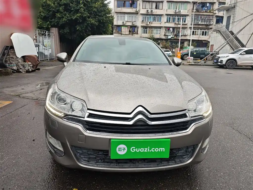 Фото 3 - Citroën C5