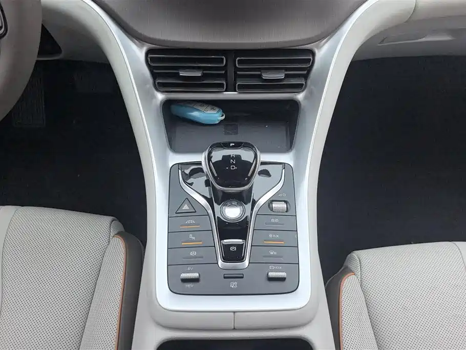 BYD Song Pro New Energy 2022 DM-i 110km Flagship Pro фото 16