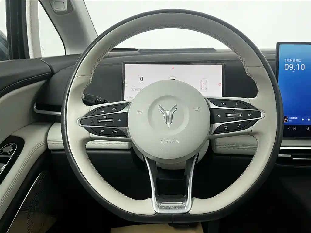 Voyah Auto Voyah Dreamer 2025 PHEV AWD Flagship Kunpeng Edition фото 9