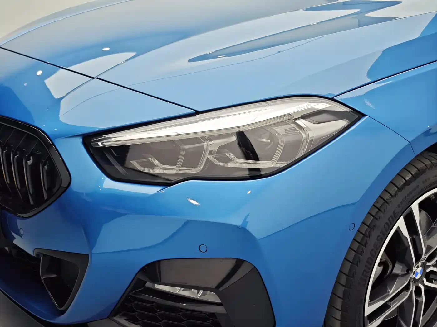 BMW 2 Series (Import) 2023 225i 4-Door Coupe M Sport Shadowline Package фото 15