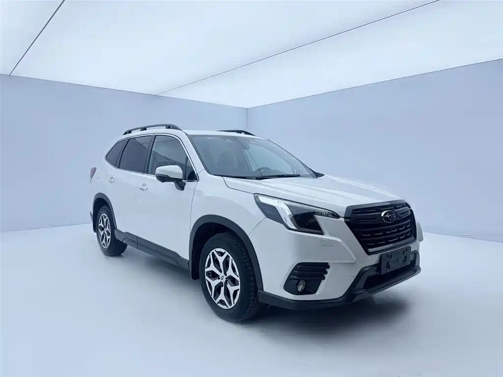 Subaru Forester 2022 2.0i AWD Luxury Edition with EyeSight фото 3