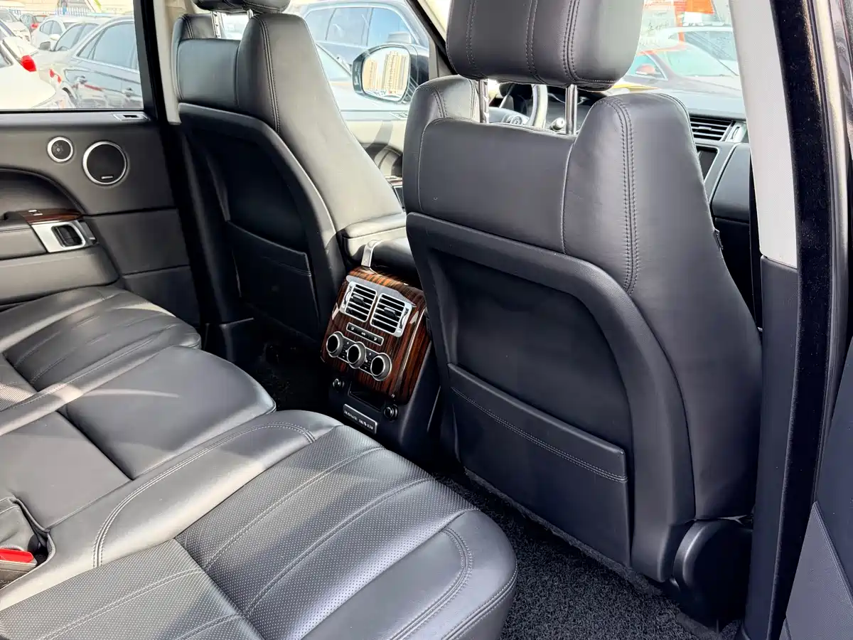 Land Rover Range Rover 2014 3.0 SC V6 Vogue фото 16