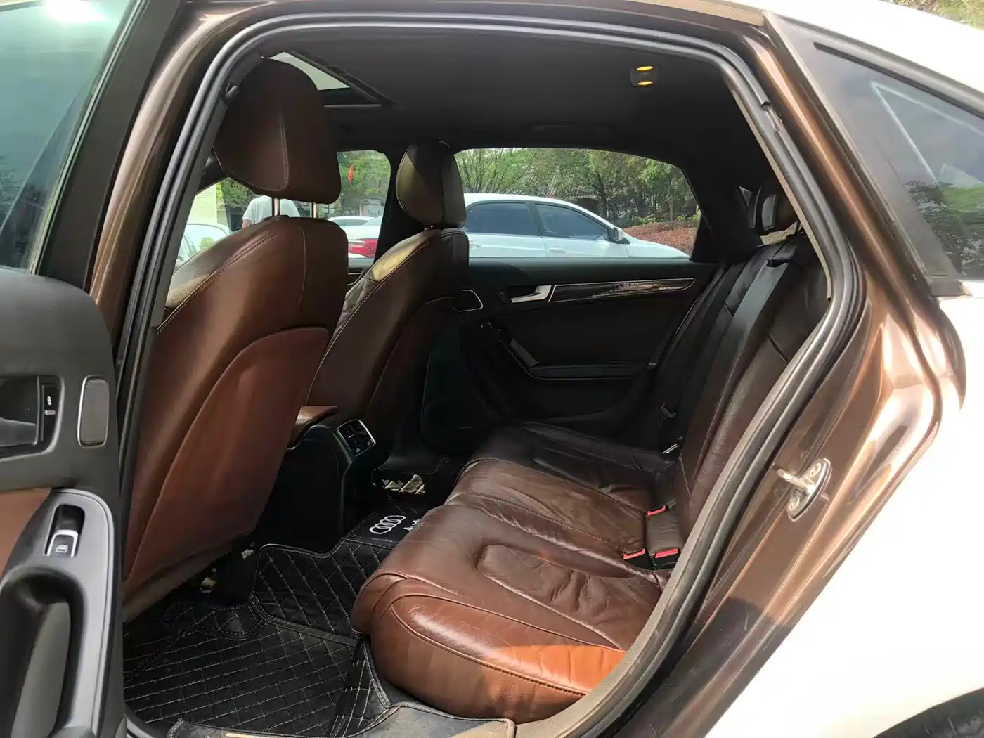 Audi A4L 2015 35 TFSI Auto Comfort фото 11