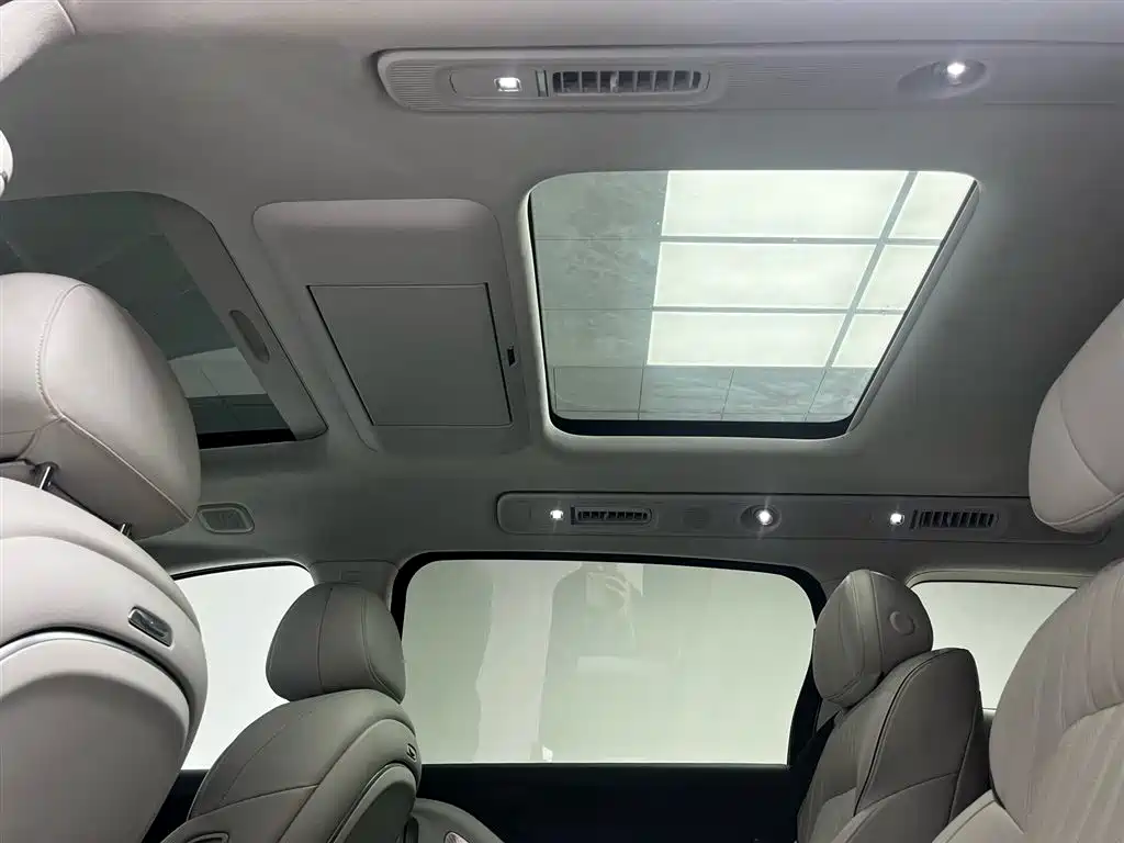Voyah Auto Voyah Dreamer 2025 PHEV AWD Flagship Kunpeng Edition фото 16