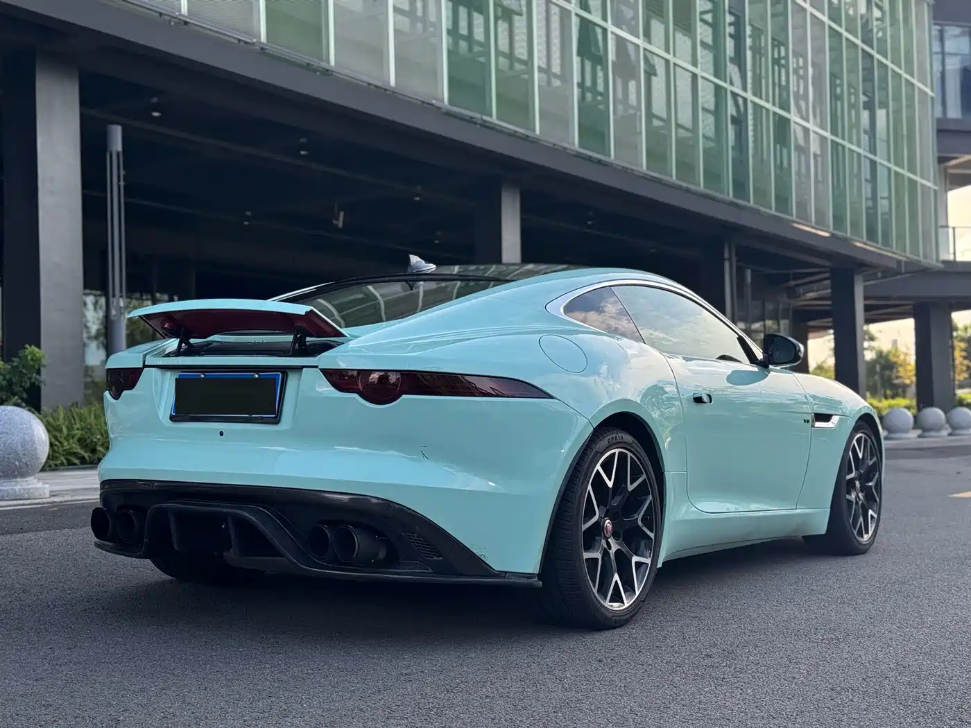 Jaguar F-TYPE 2016 3.0 SC Hardtop фото 14