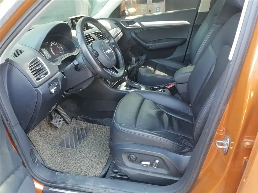 Audi Q3 2017 30 TFSI Style фото 15