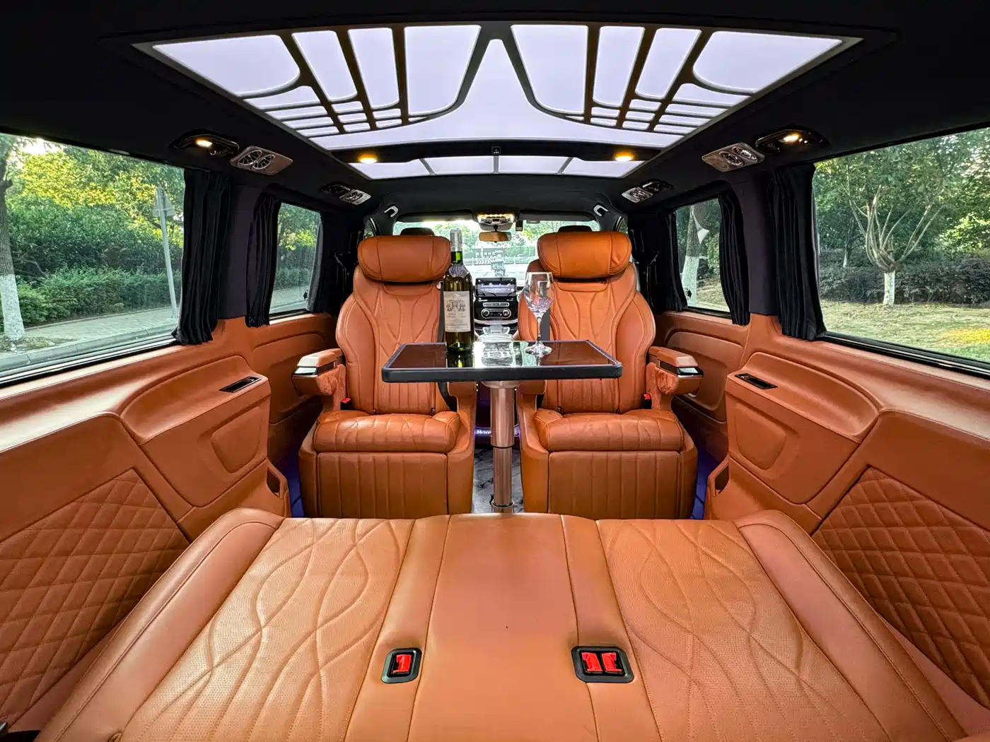 Mercedes-Benz Vito 2021 2.0T Business Edition 7-seater фото 24