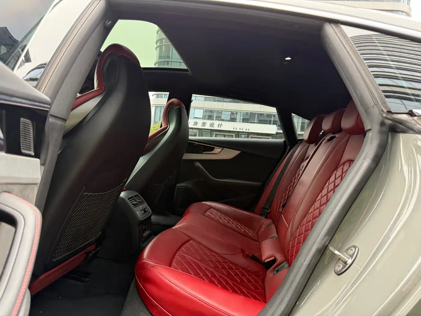 AUDI S5