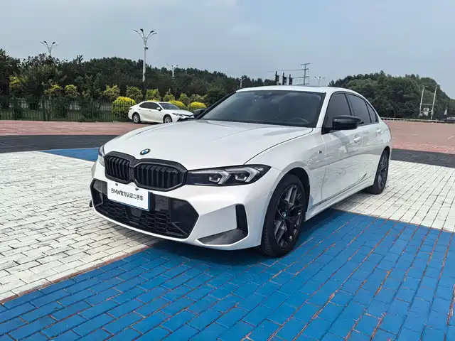 BMW 3 Series 2025