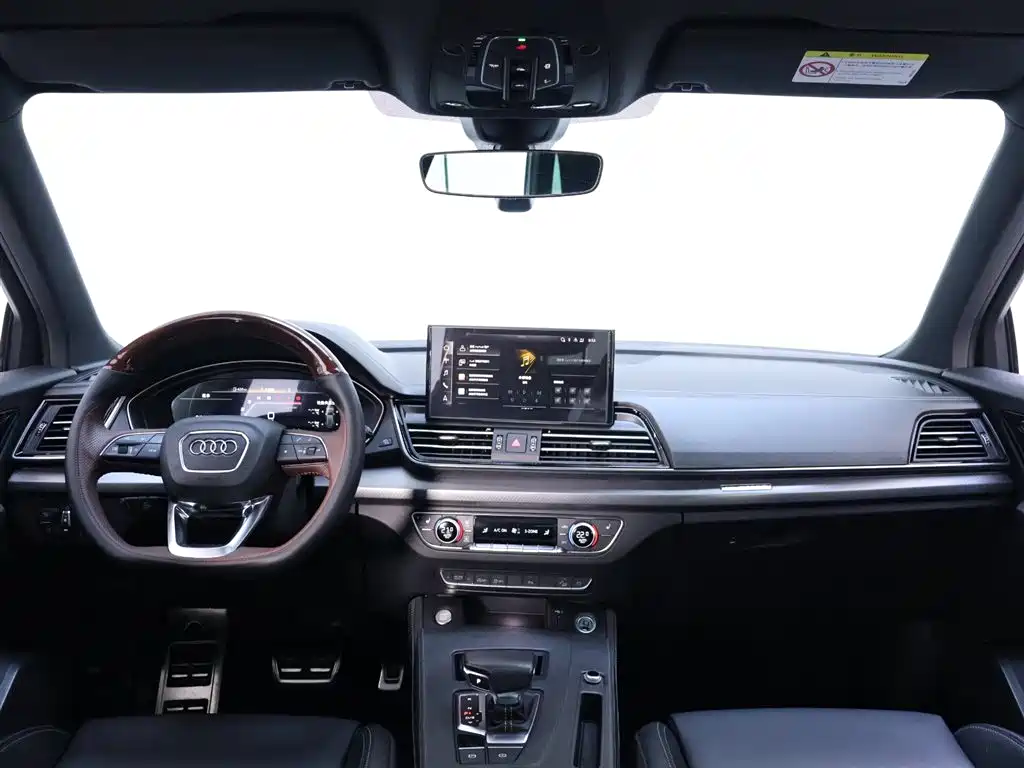 Audi Q5L 2024 Model 40 TFSI Luxury Dynamic фото 13