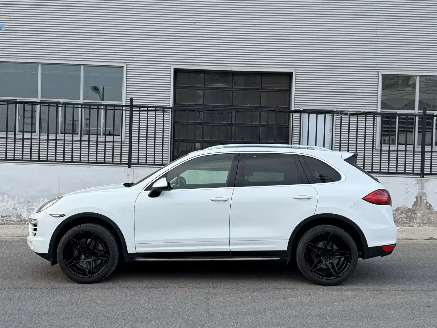 Porsche Cayenne 2014 Cayenne Platinum Edition 3.0T фото 4