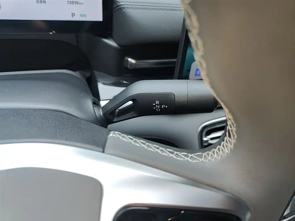 Geely Galaxy Galaxy A7 2025 EM-i фото 14