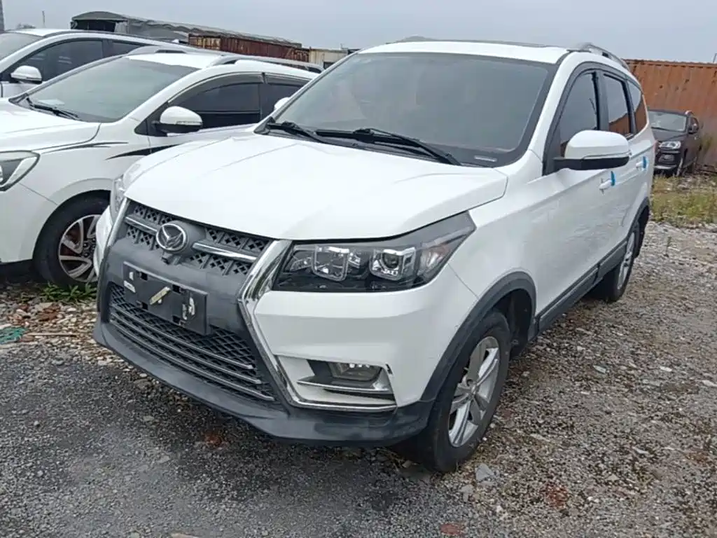Фото 2 - BAIC Huansu S3