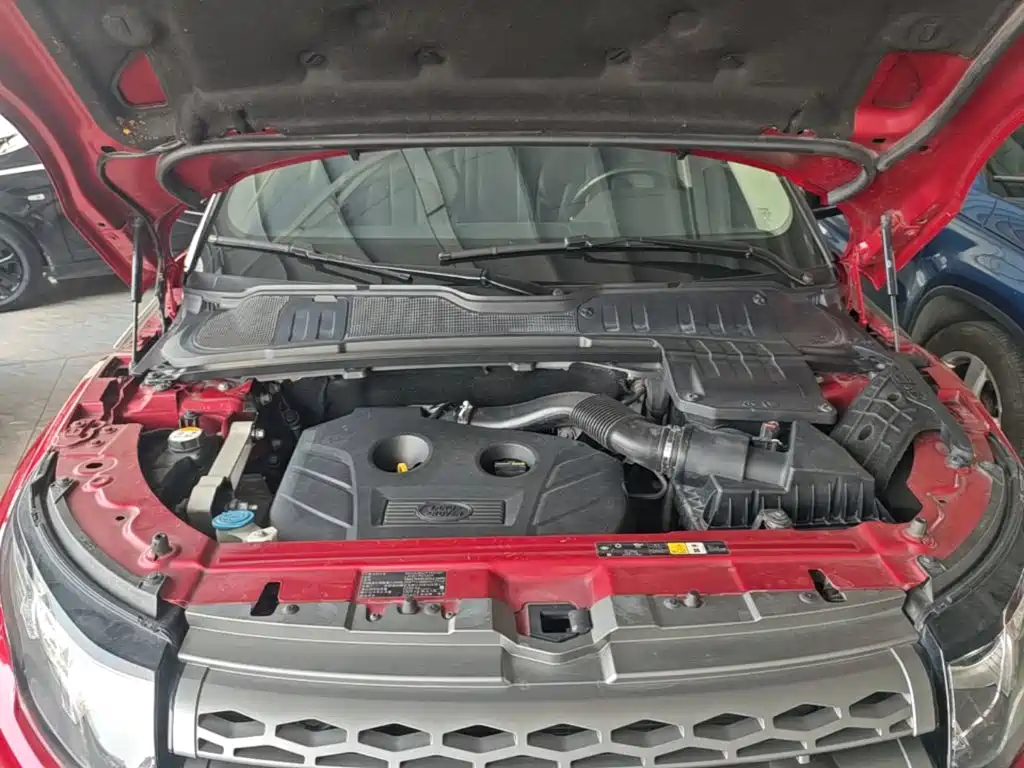 Land Rover Range Rover Evoque (Import) 2015 2014 2.0T 5-door Brilliance Premium